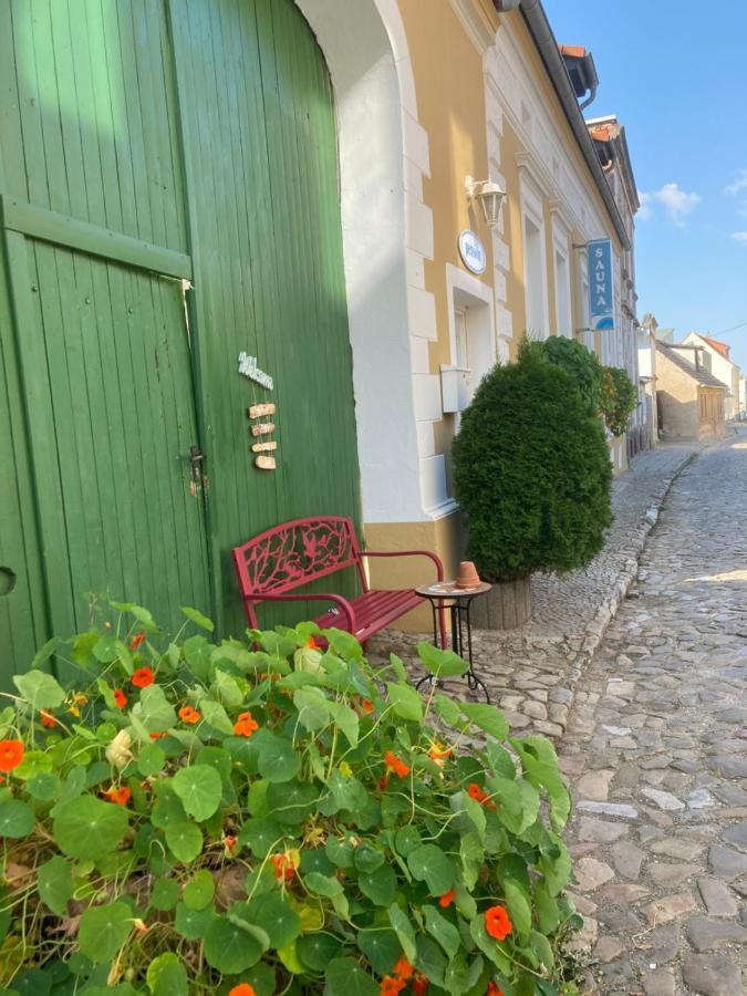 Pension & Sauna Am Lorenz Calbe エクステリア 写真